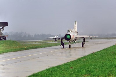 8819~0 (800 x 533).jpg