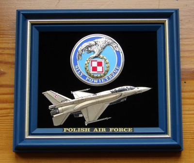 F-16.JPG