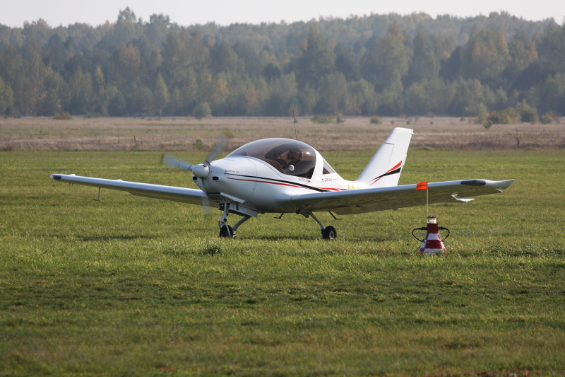TL-2000 Sting Carbon