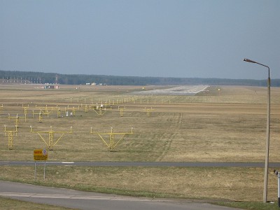 rwy30.jpg